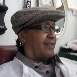 Meet your Posher, Angela